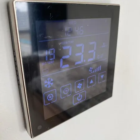 With View And Free Parking Apartamento Tallin