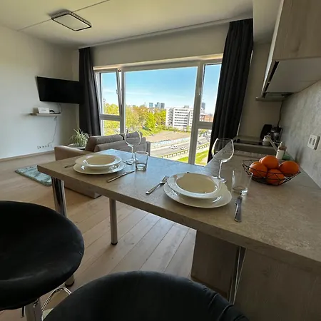 Apartamento With View And Free Parking Tallin