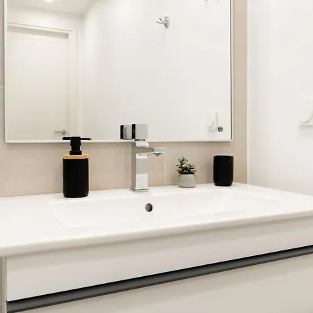 Apartamento With View And Free Parking