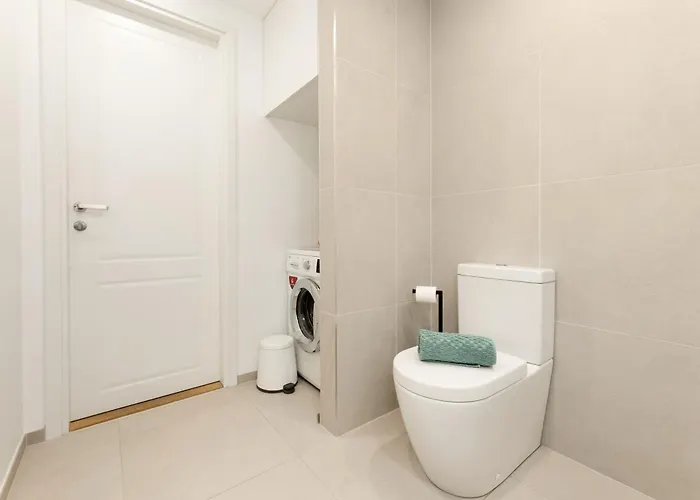 With View And Free Parking